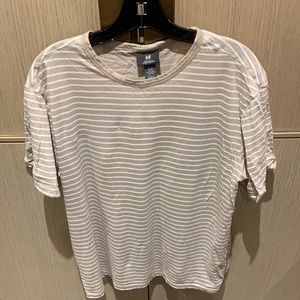 NWOT H&M striped tee